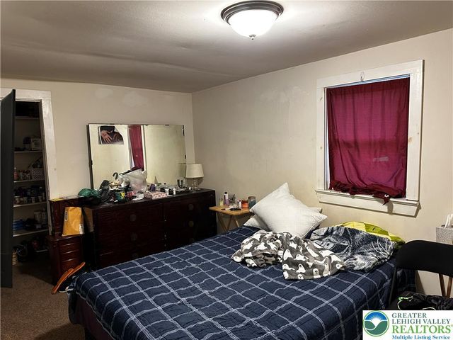 134 East High Street, Hellertown Boro, PA 18055
