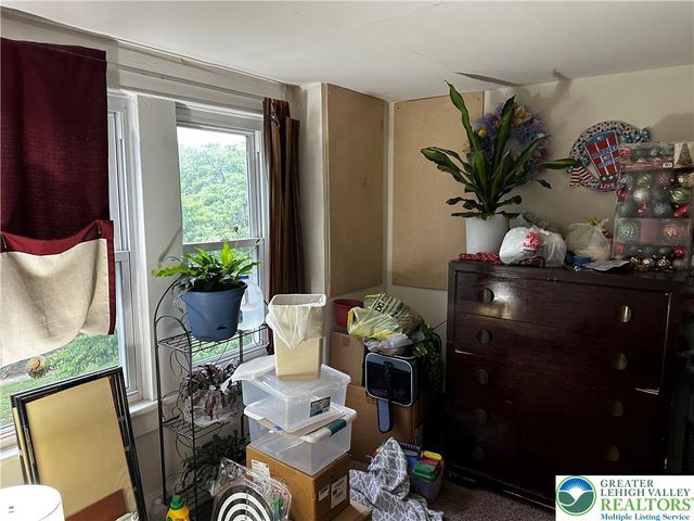 134 East High Street, Hellertown Boro, PA 18055