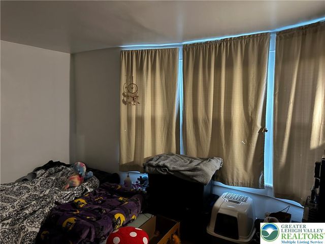 134 East High Street, Hellertown Boro, PA 18055