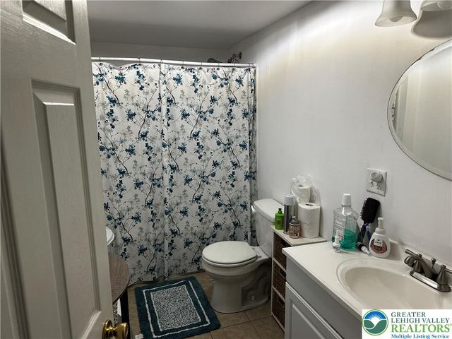 134 East High Street, Hellertown Boro, PA 18055