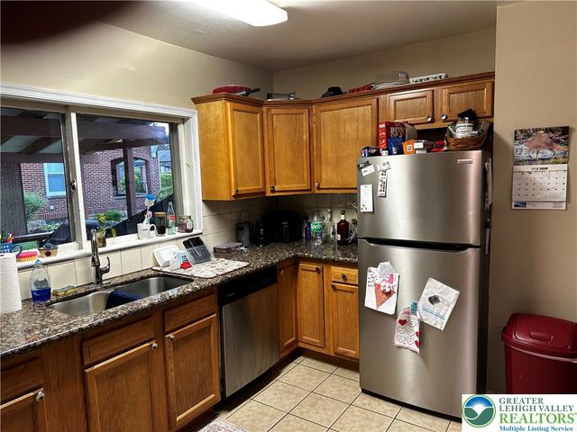 134 East High Street, Hellertown Boro, PA 18055