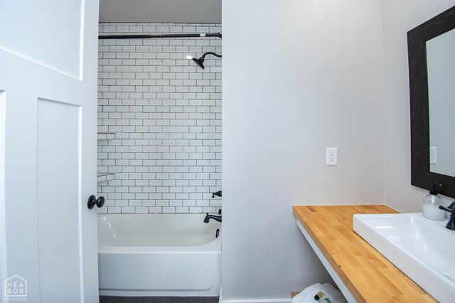 410 W Monroe, Jonesboro, AR 72401