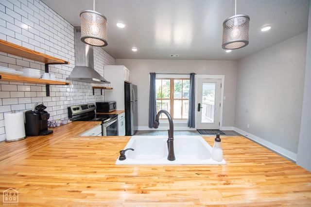 410 W Monroe, Jonesboro, AR 72401