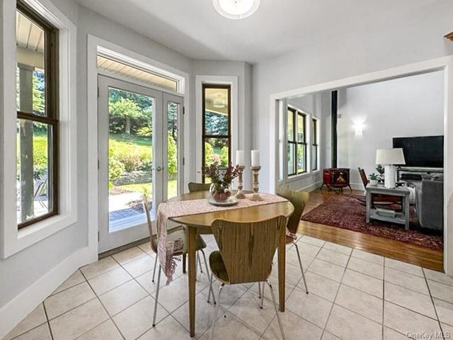 350 Taghkanic Road, Elizaville, NY 12523