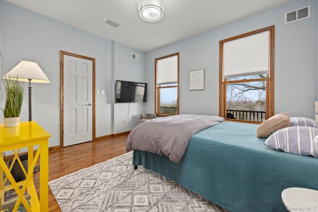 350 Taghkanic Road, Elizaville, NY 12523