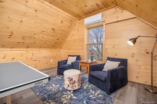350 Taghkanic Road, Elizaville, NY 12523