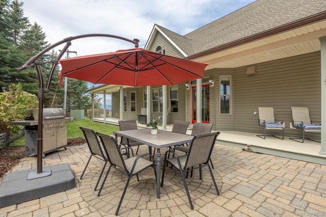 350 Taghkanic Road, Elizaville, NY 12523