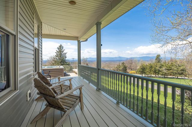 350 Taghkanic Road, Elizaville, NY 12523