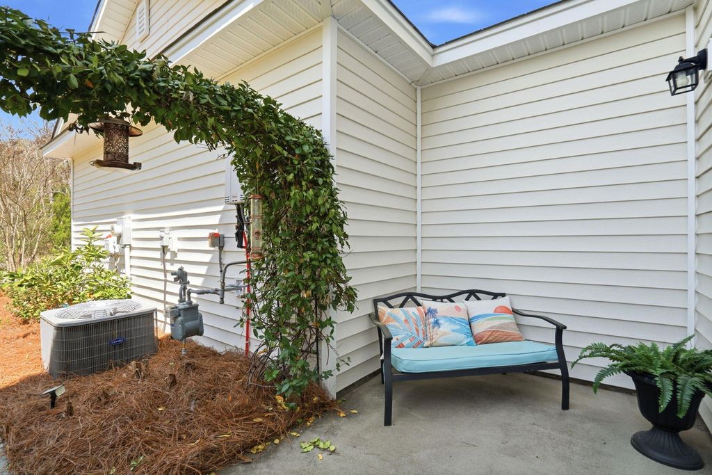 Image 17 of property listing at 1863 Towne Street, Johns Island, SC 29455