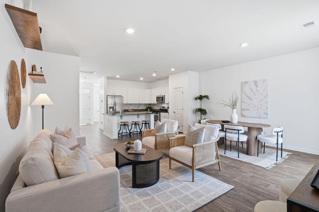 Image 2 of property listing at 1863 Towne Street, Johns Island, SC 29455