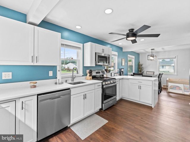 28 DREXEL AVE, Stratford, NJ 08084