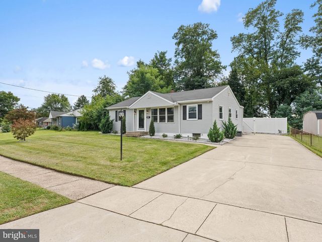 28 DREXEL AVE, Stratford, NJ 08084