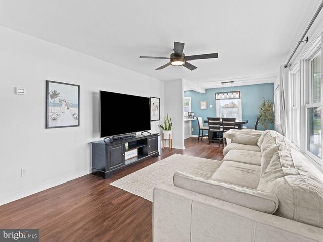 28 DREXEL AVE, Stratford, NJ 08084