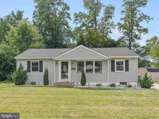 28 DREXEL AVE, Stratford, NJ 08084
