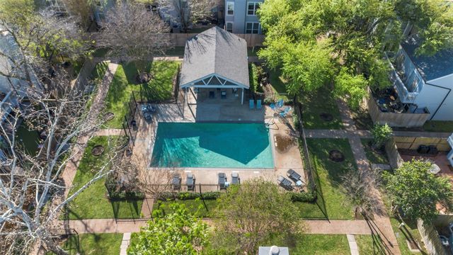 775 Worthshire Street, Houston, TX 77008