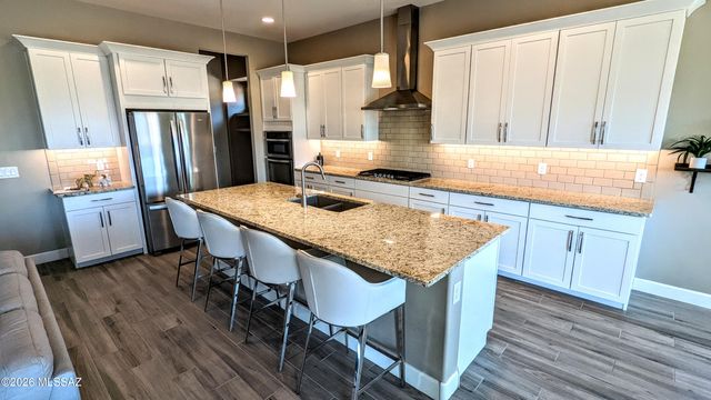 13036 N Spinystar Drive, Oro Valley, AZ 85755
