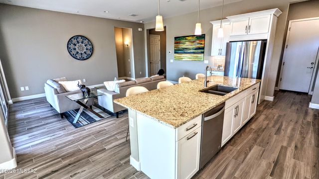 13036 N Spinystar Drive, Oro Valley, AZ 85755