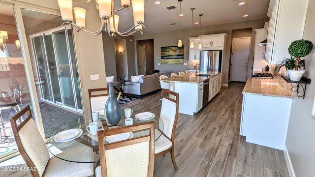 13036 N Spinystar Drive, Oro Valley, AZ 85755