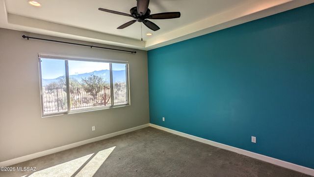 13036 N Spinystar Drive, Oro Valley, AZ 85755