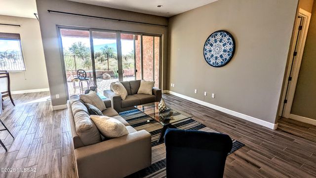 13036 N Spinystar Drive, Oro Valley, AZ 85755