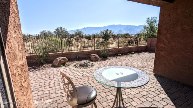 13036 N Spinystar Drive, Oro Valley, AZ 85755