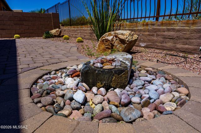 13036 N Spinystar Drive, Oro Valley, AZ 85755