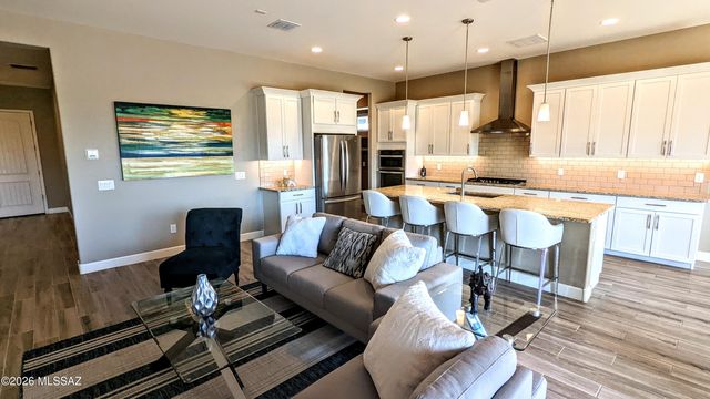 13036 N Spinystar Drive, Oro Valley, AZ 85755