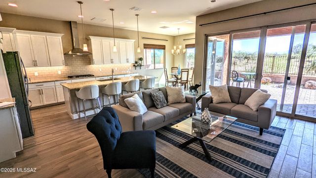 13036 N Spinystar Drive, Oro Valley, AZ 85755