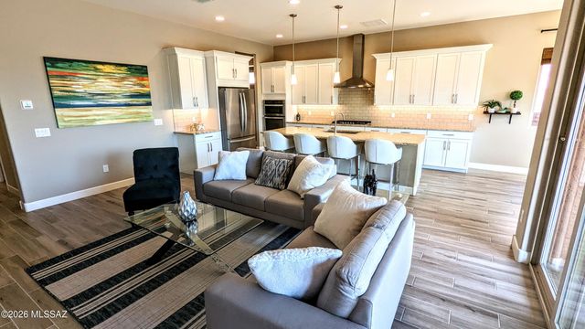 13036 N Spinystar Drive, Oro Valley, AZ 85755