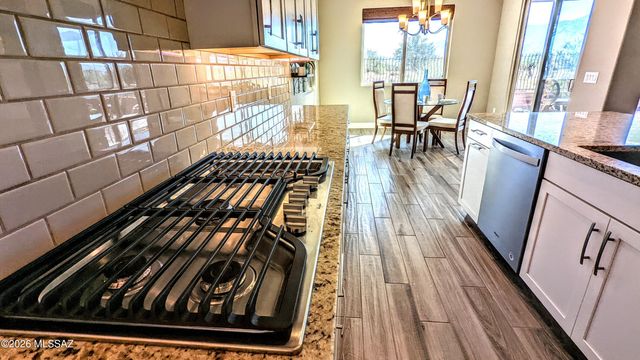 13036 N Spinystar Drive, Oro Valley, AZ 85755