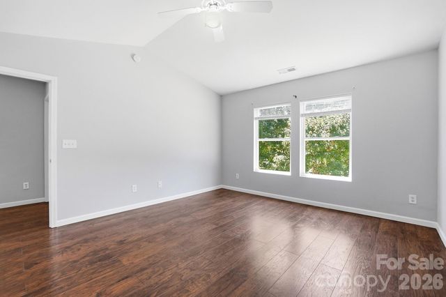 949 Willow Creek Drive, Gastonia, NC 28054