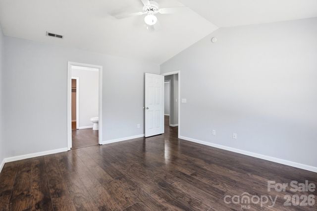 949 Willow Creek Drive, Gastonia, NC 28054