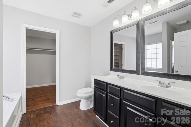 949 Willow Creek Drive, Gastonia, NC 28054