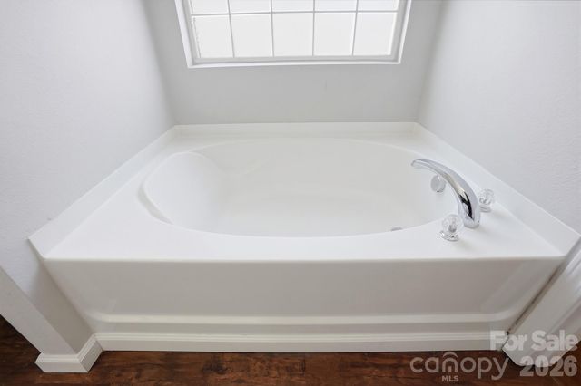 949 Willow Creek Drive, Gastonia, NC 28054