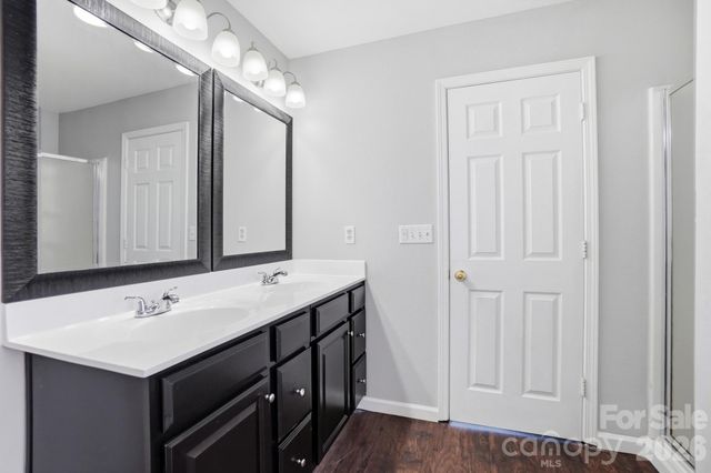 949 Willow Creek Drive, Gastonia, NC 28054