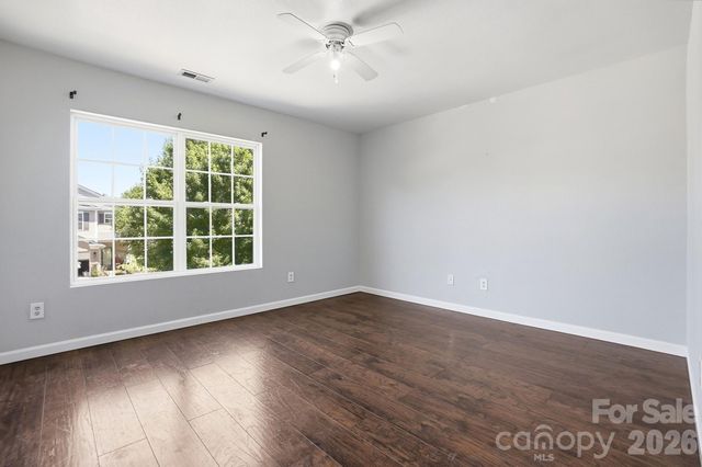 949 Willow Creek Drive, Gastonia, NC 28054