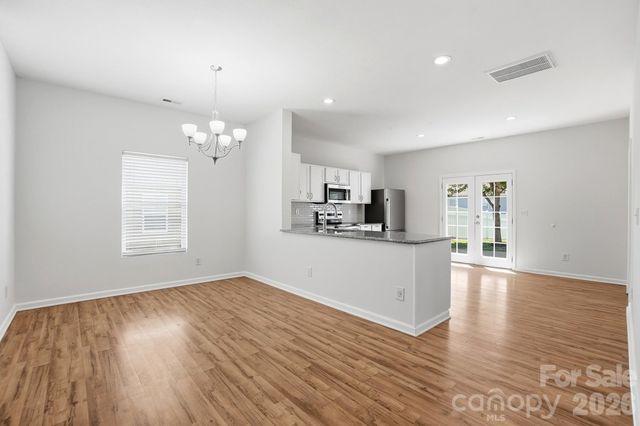 949 Willow Creek Drive, Gastonia, NC 28054