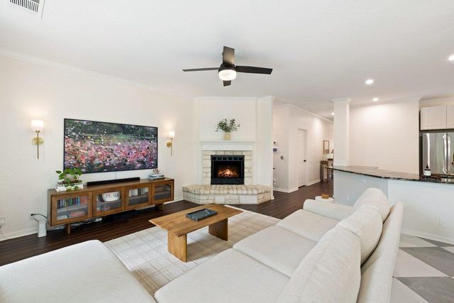 2720 Cascade Falls DR, Austin, TX 78738