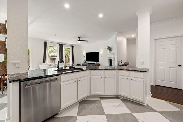 2720 Cascade Falls DR, Austin, TX 78738