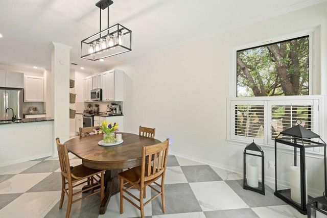 2720 Cascade Falls DR, Austin, TX 78738