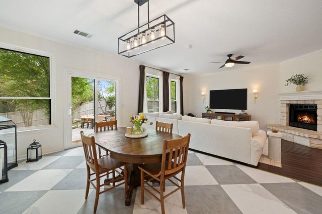 2720 Cascade Falls DR, Austin, TX 78738