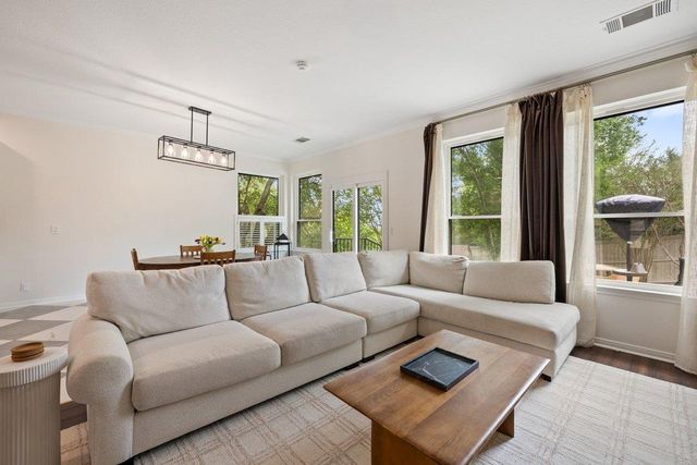 2720 Cascade Falls DR, Austin, TX 78738