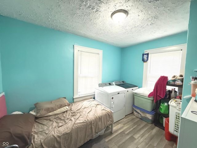 1432 Waldemere Avenue, Indianapolis, IN 46241