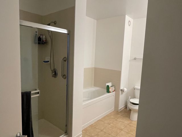 807 DAVIS Street 1307, Evanston, IL 60201