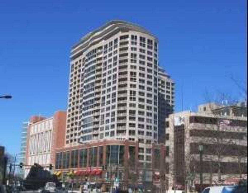 807 DAVIS Street 1307, Evanston, IL 60201
