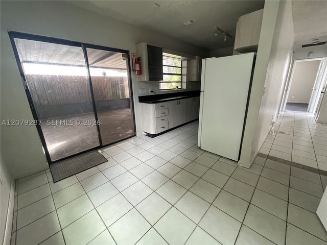 2105 Monroe Ter 1, Hollywood, FL 33020