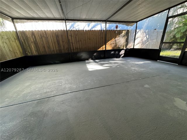 2105 Monroe Ter 1, Hollywood, FL 33020