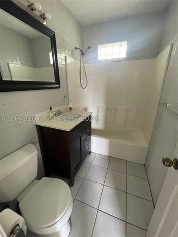 2105 Monroe Ter 1, Hollywood, FL 33020