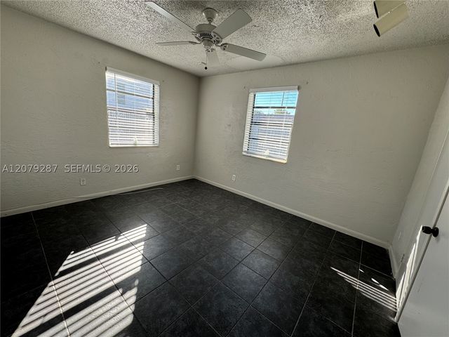 2105 Monroe Ter 1, Hollywood, FL 33020