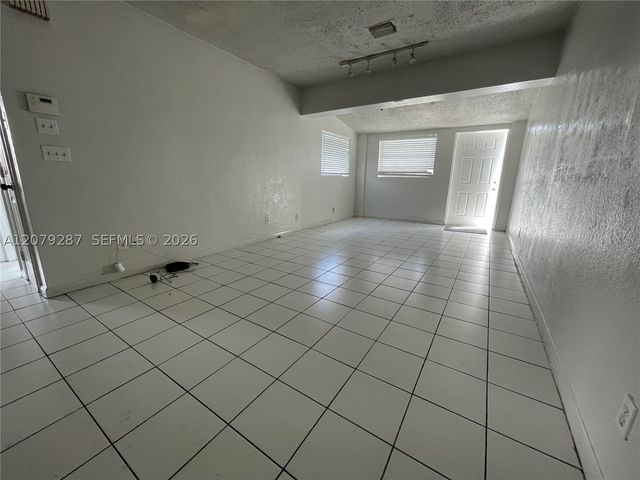2105 Monroe Ter 1, Hollywood, FL 33020